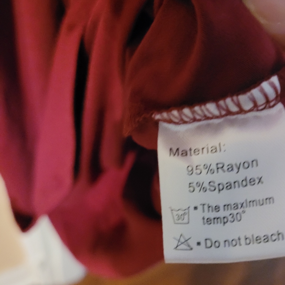 Longyuan Dress with side pkts, Size M, Redish Wine. - Picture 8 of 8